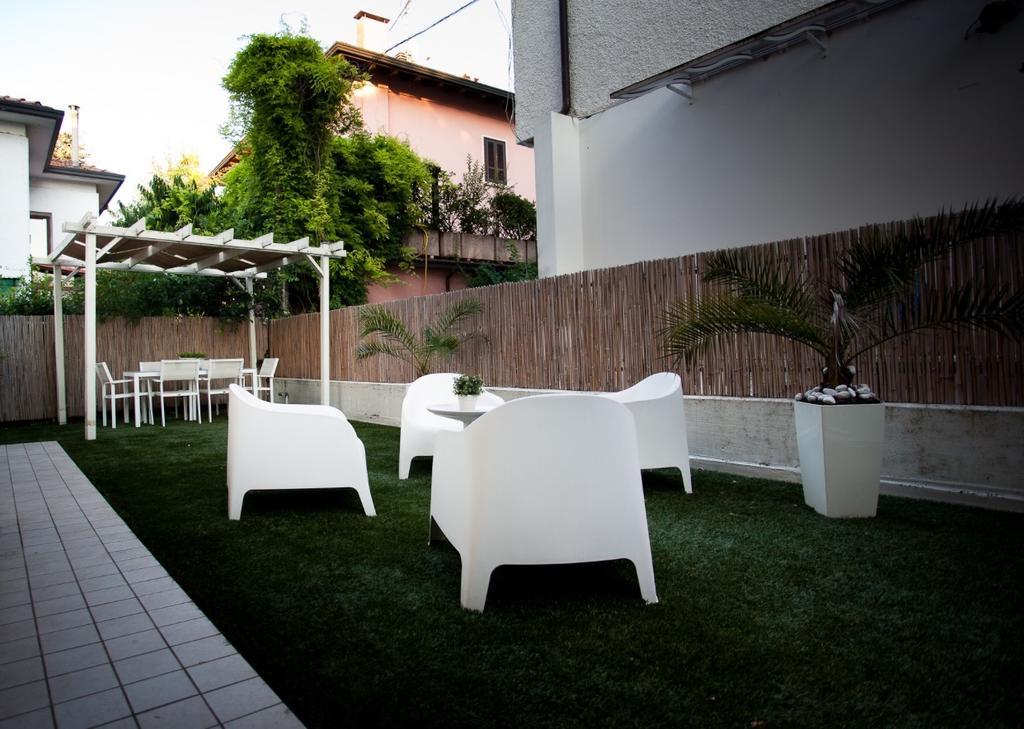 Casa Mia Apartment Desenzano del Garda Exterior photo